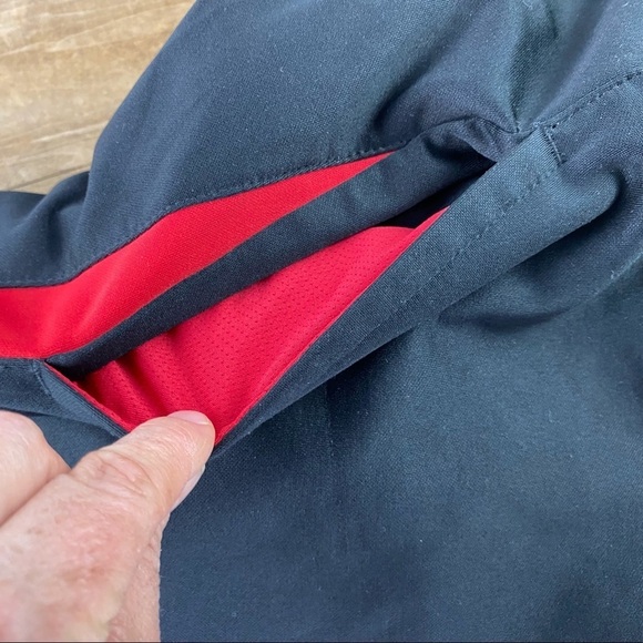 Holloway black & red 1/4 zip pullover athletic LS top, L - Picture 5 of 10